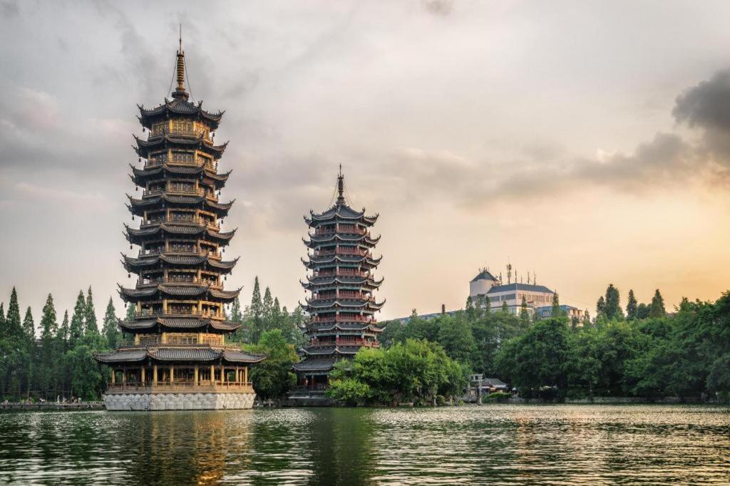Guilin Lotus Hotel Esterno foto